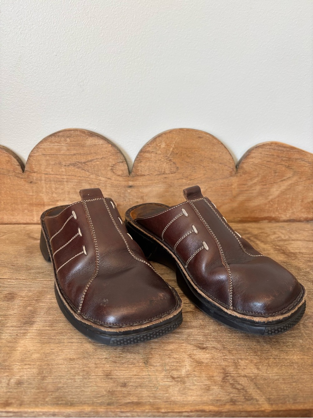 Vintage chucky Brown Leather Slip-On Clog Shoes